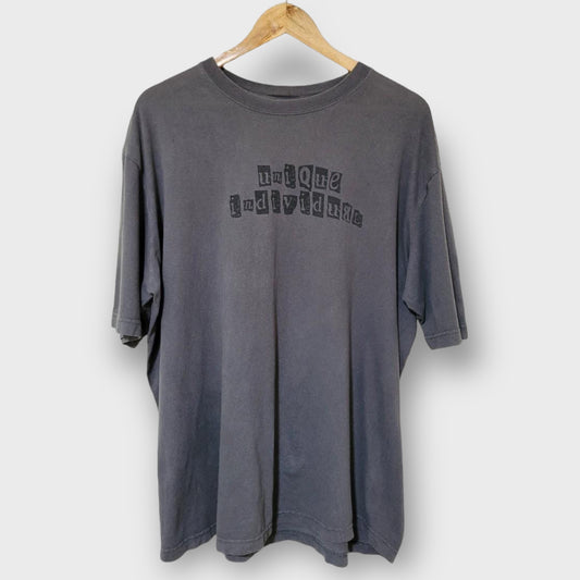 Vintage No Boundaries T-Shirt Y2K